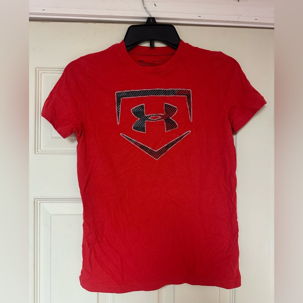 Under armour tee youth M